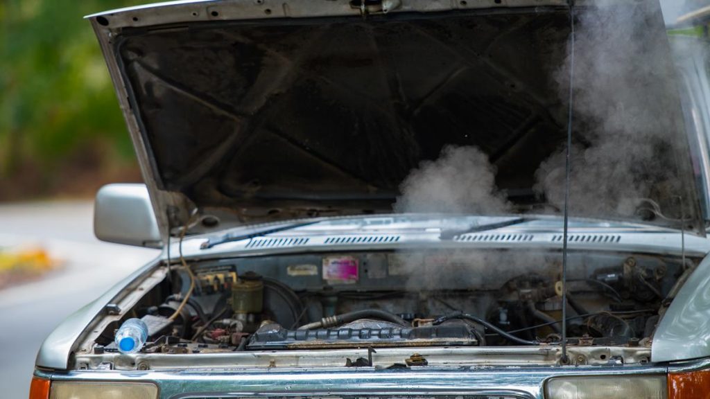 Penyebab mesin mobil overheating